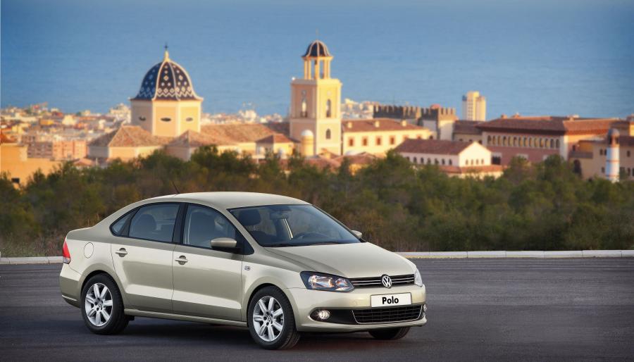  Volkswagen Polo Sedan 2010 года  (фото 20 из 123)
